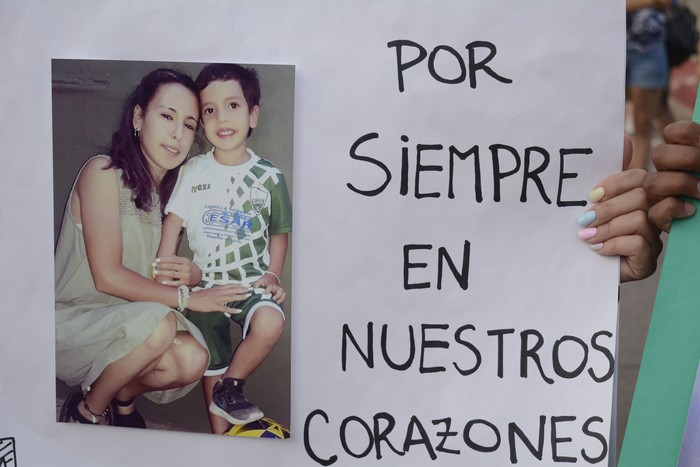 Movilización por femicidio de Giuliana Lara y Mateo Miños, en Paysandú (archivo, febrero de 2023). · Foto: Iván Franco