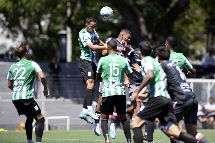 Racing y River Plate, en el Parque Palermo (archivo, febrero de 2023). · Foto: Alessandro Maradei