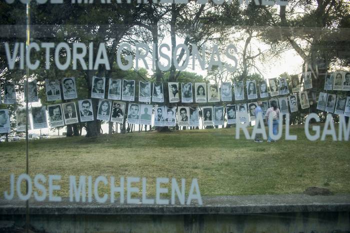 Memorial de los Detenidos Desaparecidos, ubicado en el Parque Vaz Ferreira, en el Cerro (archivo, diciembre de 2019). · Foto: Alessandro Maradei