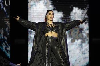 Lali Espósito durante el festival Acá Estamos, en la rambla de Punta Carretas (archivo, marzo de 2023). · Foto: Rodrigo Viera Amaral