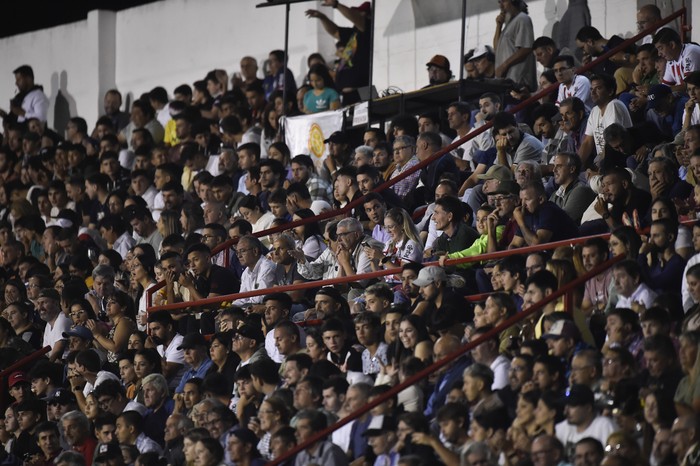 Estadio Ernesto Dickinson, en Salto. (archivo, abril de 2023) · Foto: Fernando Morán