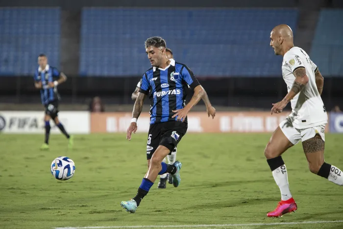 Gastón Martirena, ante Corinthians  por la Sudamericana Conmebol en el Estadio Centenario (archivo, 2023) · Foto: Camilo dos Santos