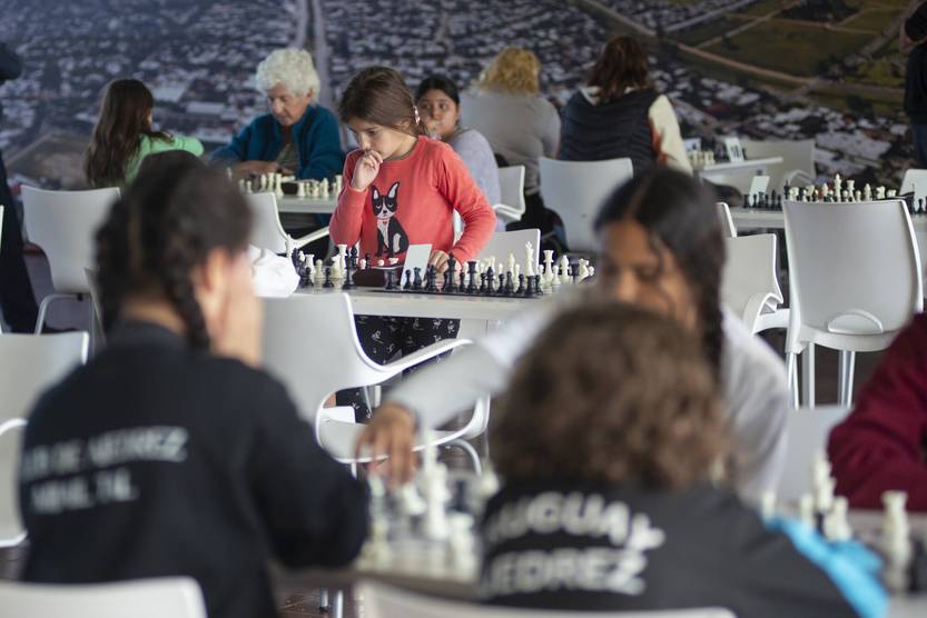 6 - Ajedrez Femenino