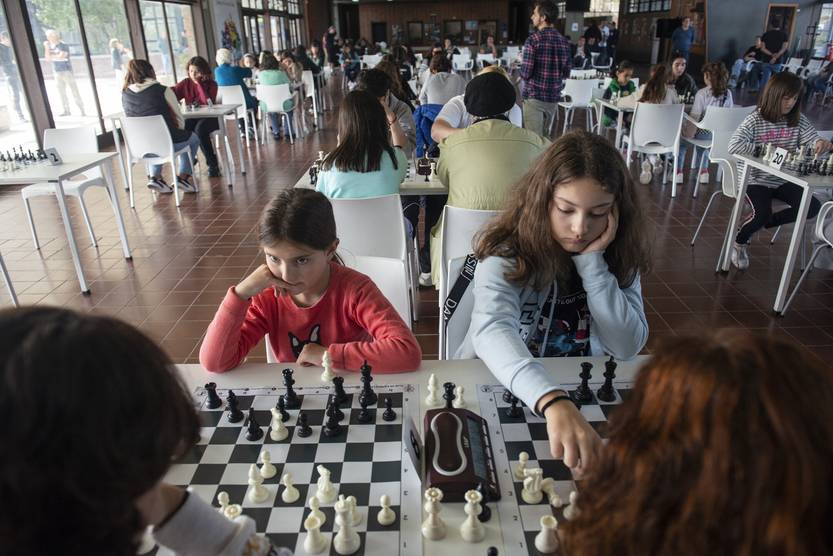 8 - Ajedrez Femenino