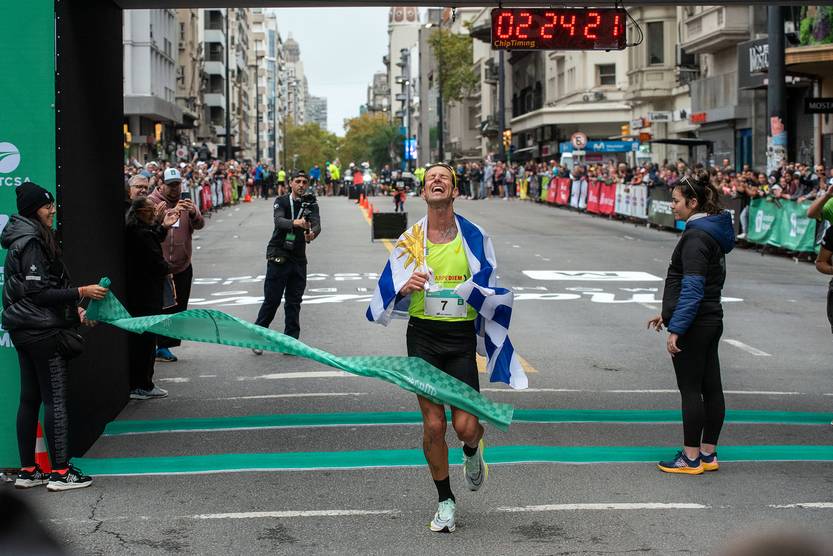 maratón RS163487_20230507_MaratonMVD-7087