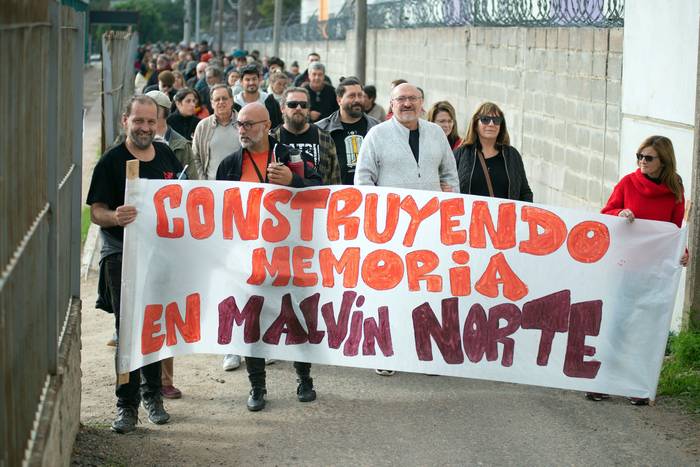 Movilización para reclamar un centro de memoria en Malvín Norte (archivo, mayo de 2023). · Foto: Mara Quintero