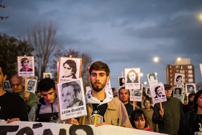 Marcha del Silencio, en Colonia del Sacramento, · Foto: Ignacio Dotti
