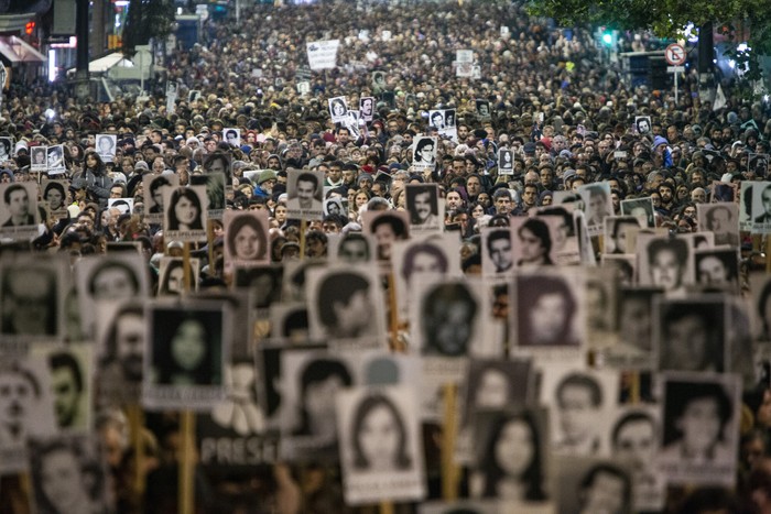 Marcha del Silencio por la avenida 18 de Julio de Montevideo (archivo, mayo de 2023). · Foto: Camilo dos Santos