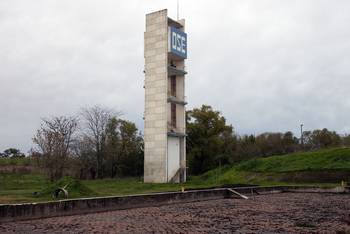 Planta de OSE sobre la ruta 11, en el departamento de Canelones. · Foto: Alessandro Maradei