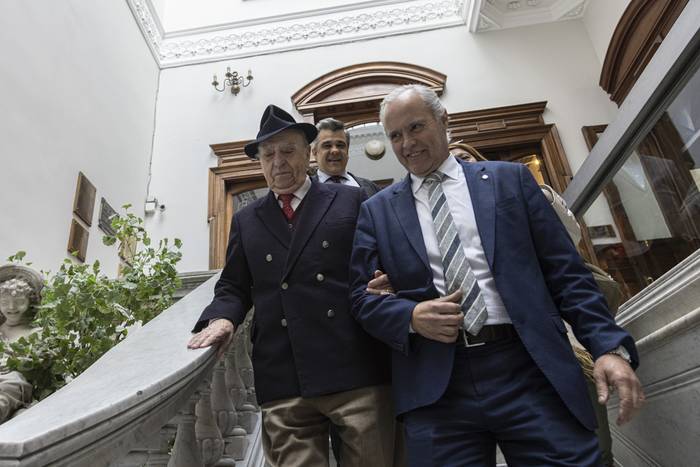 Julio María Sanguinetti y Pablo Iturralde, en la sede del Partido Nacional. · Foto: Ernesto Ryan