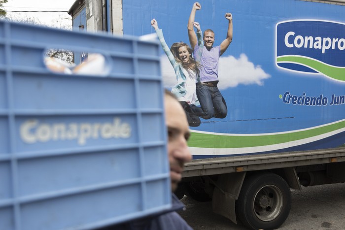 Trabajadores de Conaprole (archivo, mayo de 2023). · Foto: Ernesto Ryan
