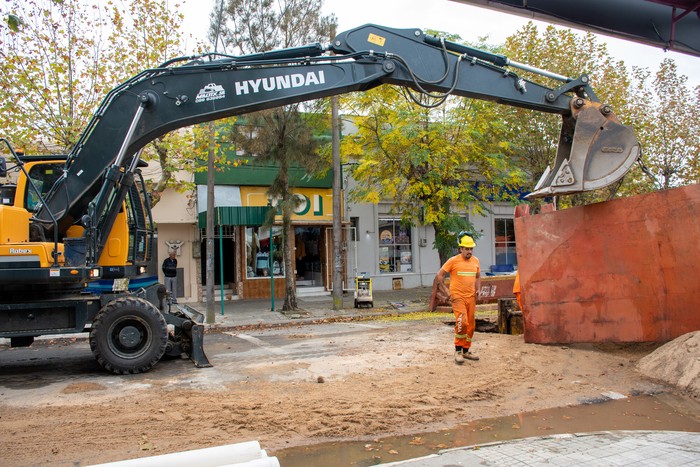 Obras de saneamiento en la ciudad de Juan Lacaze, Colonia (archivo, junio de 2023). · Foto: Ignacio Dotti