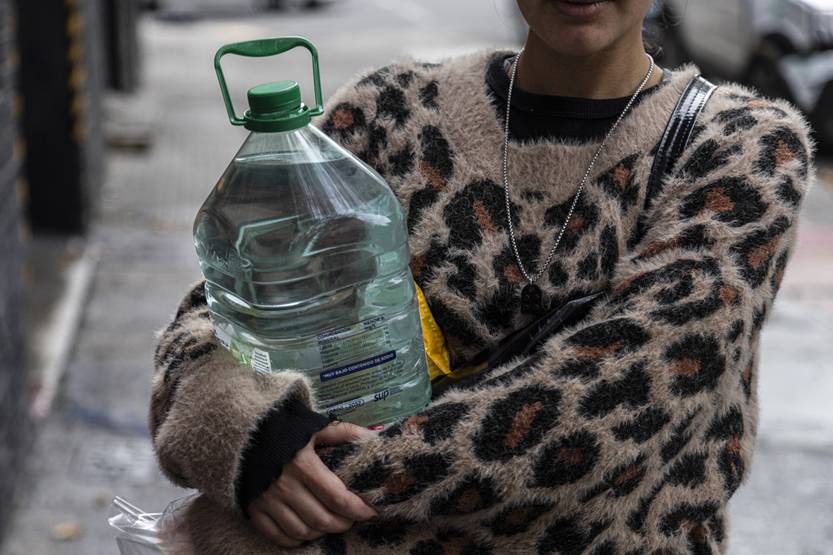 20230620. agua embotellada