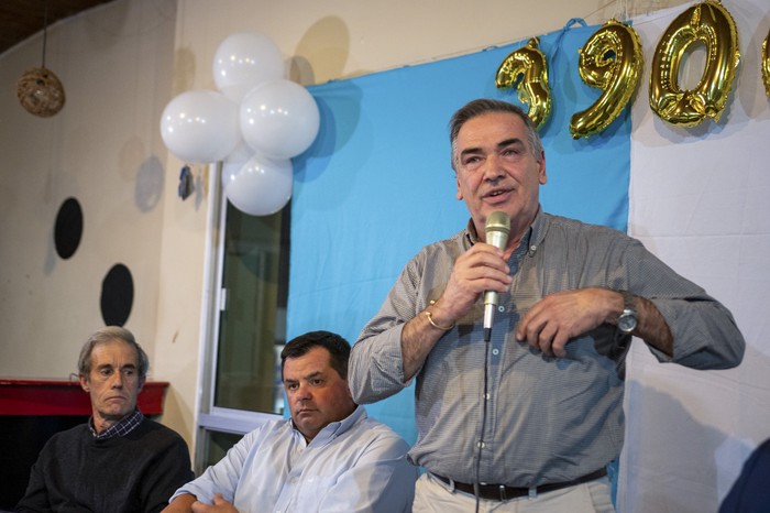 Guillermo Rodríguez durante una actividad de la lista 3904 del Partido Nacional en Nueva Helvecia. (archivo, junio de 2023) · Foto: Ignacio Dotti