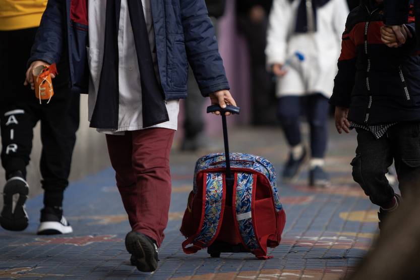 20251030 escuela paro