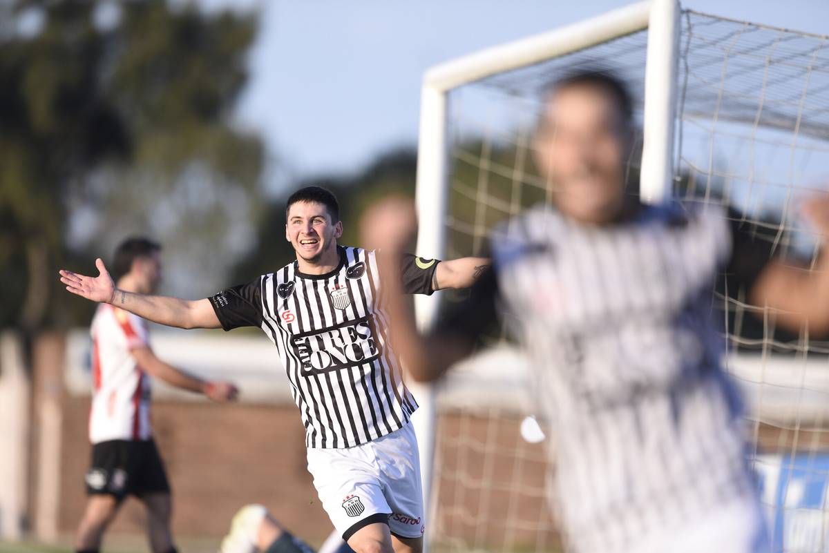 Selección: Uruguay, con un equipo renovado, enfrenta a Cuba hoy desde las  20:30 horas. - El Rionegrense - Noticias Fray Bentos Diario Digital Rio  Negro Uruguay