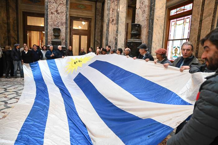 Integrantes de Un Solo Uruguay, el 13 de julio de 2023, en el Parlamento. · Foto: Mara Quintero