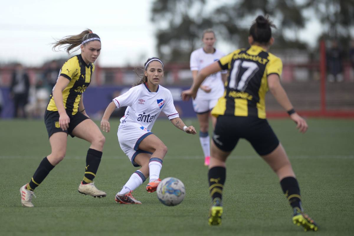 Error de fechas y las fechas - Futbol Femenino en Uruguay