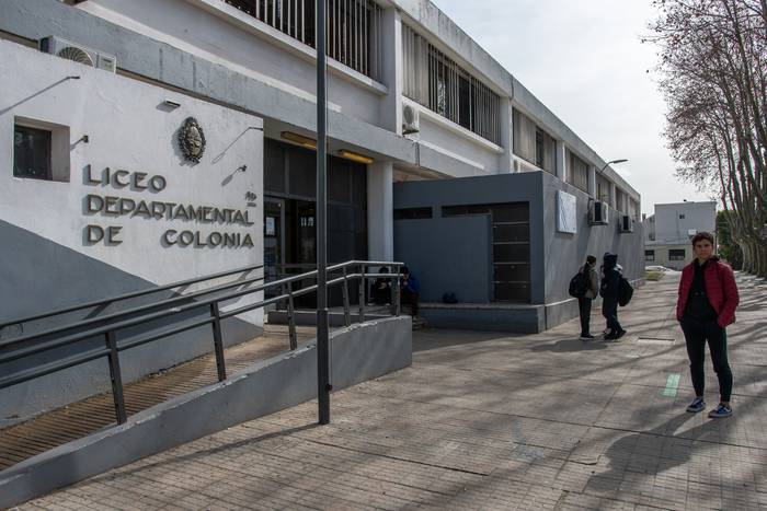 Liceo Juan Luis Perrou, Colonia del Sacramento. (Archivo, julio 2023) · Foto: Ignacio Dotti