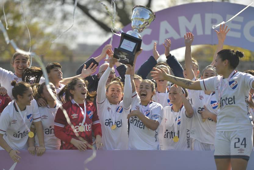 1 - Nacional Campeon