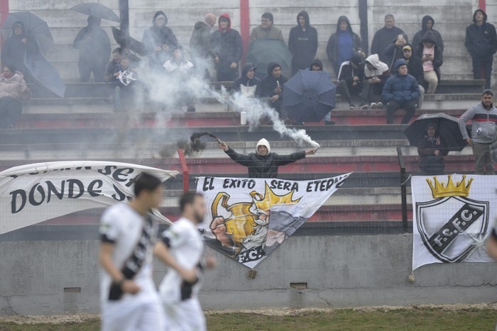 Hinchada de Ferro Carril (archivo). · Foto: Alessandro Maradei