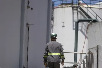 Foto principal del artículo 'El desempleo se ubicó en 7,4% en enero' · Foto: Ernesto Ryan