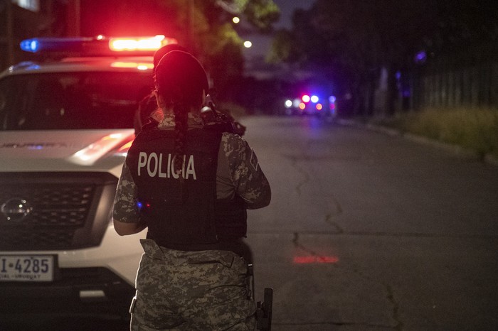 Patrullaje policial en Villa Española (archivo, diciembre de 2023). · Foto: Alessandro Maradei