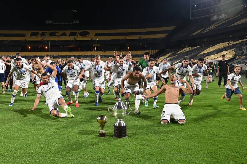 20231216 liverpool campeon 02