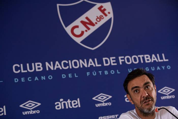 Álvaro Recoba durante la conferencia de prensa en Ciudad Deportiva Los Céspedes (10.01.2024). · Foto: Rodrigo Viera Amaral