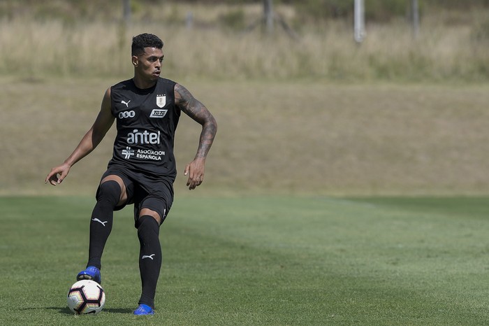 Emanuel Gularte durante un entrenamiento de la selección uruguaya sub 23. (archivo, enero de 2020) · Foto: Sandro Pereyra