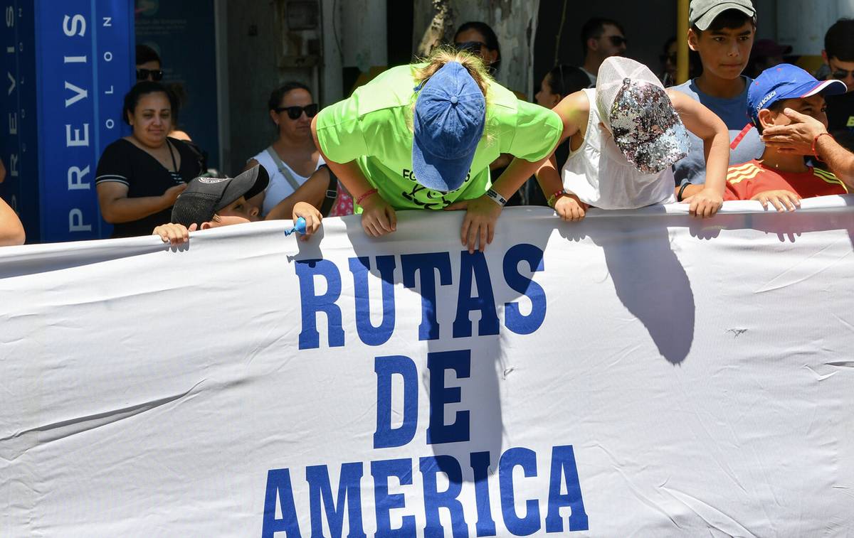 Lucas Gaday es el malla líder de Rutas de América la diaria Uruguay