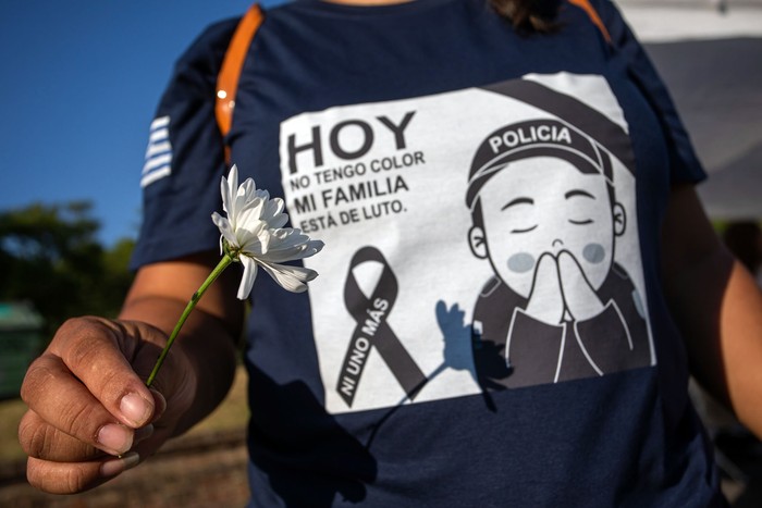 Movilización por la muerte de un policía en el barrio Marconi (archivo febrero de 2024). · Foto: Rodrigo Viera Amaral