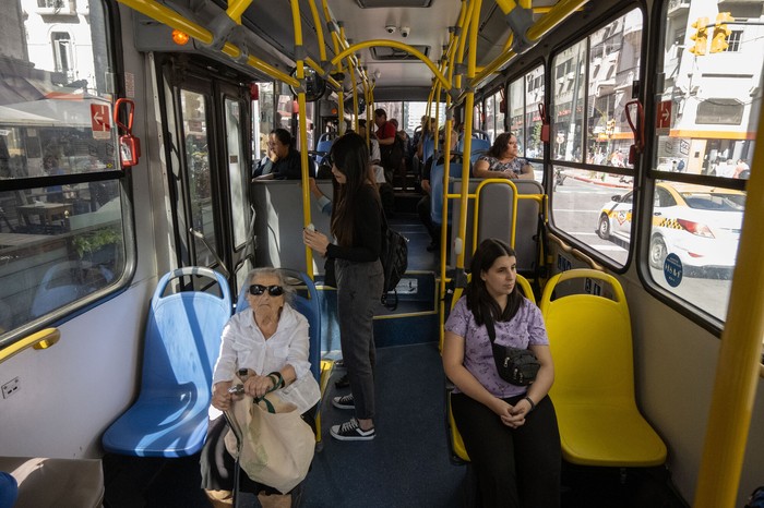 Transporte urbano en Montevideo (archivo, febrero de 2024). · Foto: Mara Quintero