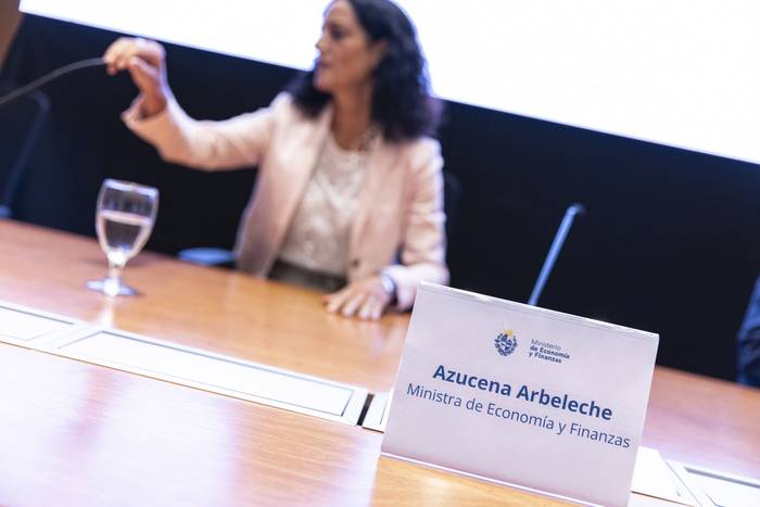 Conferencia de la ministra Azucena Arbeleche, el 21 de febrero en la Torre Ejecutiva. · Foto: Ernesto Ryan