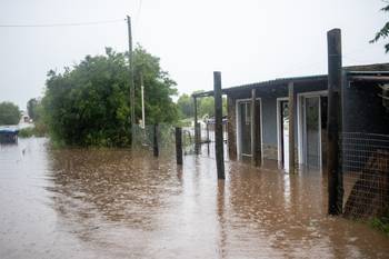 Casa del barrio La Estación de Rosario durante las últimas inundaciones. (Archivo, marzo de 2024). · Foto: Ignacio Dotti