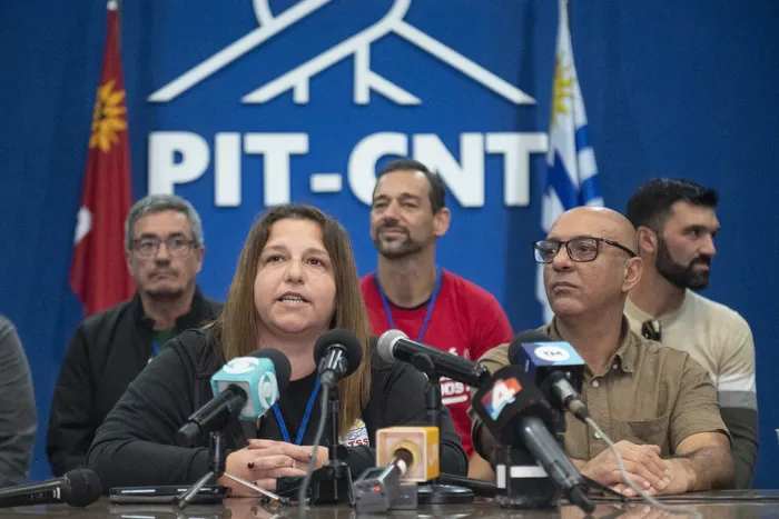 Nathalie Barbé y Marcelo Abdala en la sede sindical, en Montevideo (archivo). · Foto: Alessandro Maradei