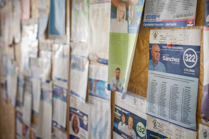 Listas en la Corte Electoral, en Colonia del Sacramento (archivo, junio de 2024). · Foto: Ignacio Dotti