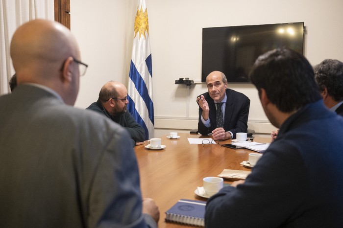 Reunión de la intergremial sindicatos judiciales con Pablo Abdala, el 25 de junio, en el Ministerio del Interior. · Foto: Alessandro Maradei