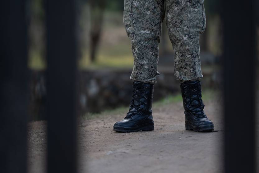 20251210 militar tik tok