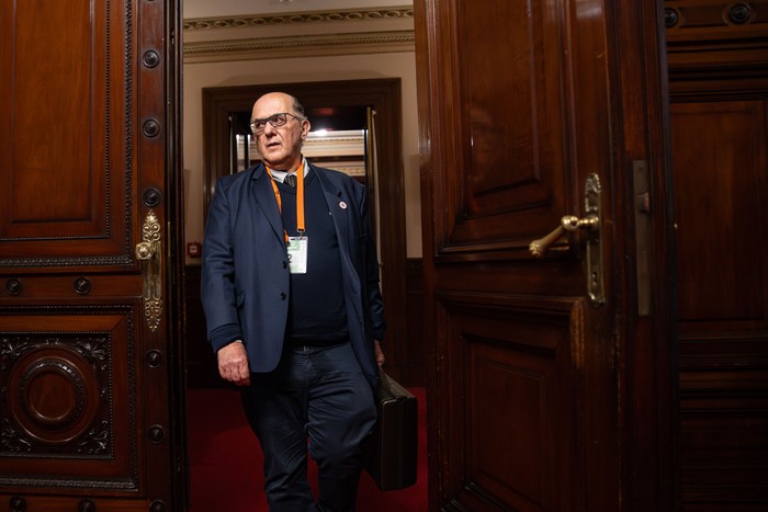 Raúl Rodríguez, el 6 de agosto, en el Parlamento. · Foto: Mara Quintero