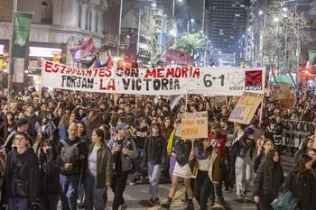 Marcha en recuerdo de los mártires estudiantiles, en el centro de Montevideo (archivo, 2024). · Foto: Rodrigo Viera Amaral