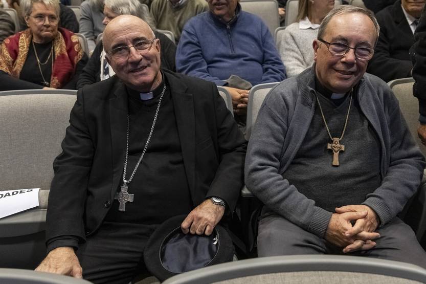 20250805 catolicos con orsi