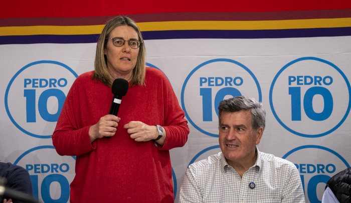 Nibia Reisch y Pedro Bordaberry durante el lanzamiento de la lista 10 en el departamento de Colonia. · Foto: Ignacio Dotti