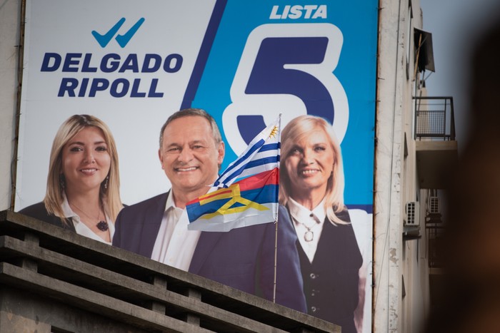 Cartelería política en la ciudad de Montevideo (archivo, setiembre de 2024). · Foto: Gianni Schiaffarino