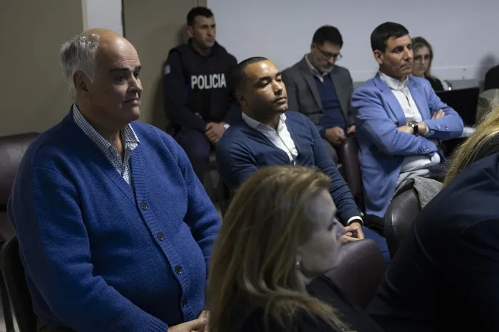 Gustavo Penades Sebastian Mauvezin y Pablo Casas, durante la audiencia en el juzgado de Juan Carlos Gomez (archivo, setiembre de 2024) · Foto: Ernesto Ryan