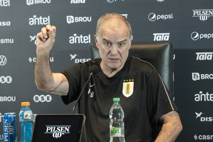 Marcelo Bielsa, en conferencia de prensa (archivo, setiembre de 2024). · Foto: Alessandro Maradei