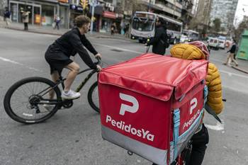 Foto principal del artículo 'Gobierno reglamentó ley que regula el trabajo por plataformas digitales sin calificar el vínculo laboral' · Foto: Ernesto Ryan