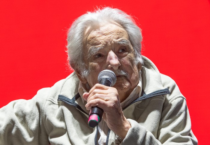 José Mujica, el 19 de octubre, durante el acto de cierre de campaña de la lista 609, en la plaza 1° de Mayo en Montevideo. · Foto: Martín Varela Umpiérrez