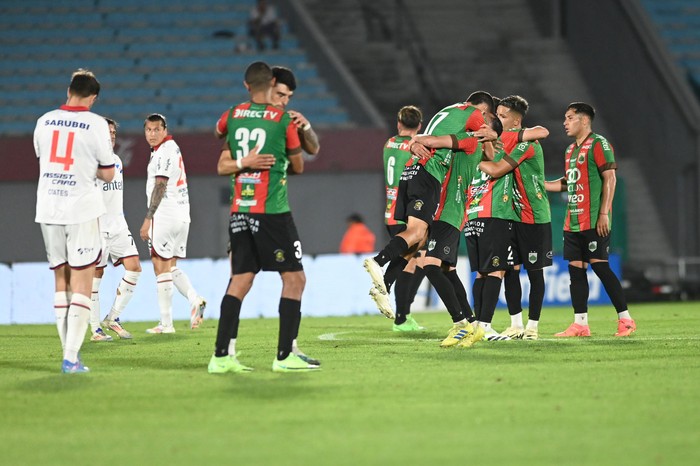 Final del partido entre Rampla Juniors y Nacional, el 20 de octubre, en el estadio Centenario. · Foto: Alessandro Maradei