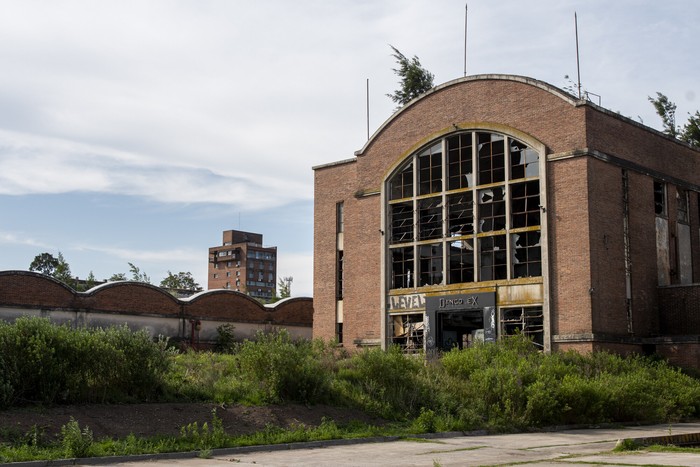 Lugar de Sudamtex donde se instalará la Universidad de la República, en Colonia del Sacramento (archivo, 2024). · Foto: Ignacio Dotti